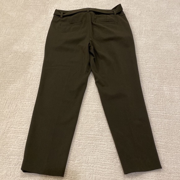 Loft petites marisa pant size 2P olive green skinny with belt - Picture 3 of 3